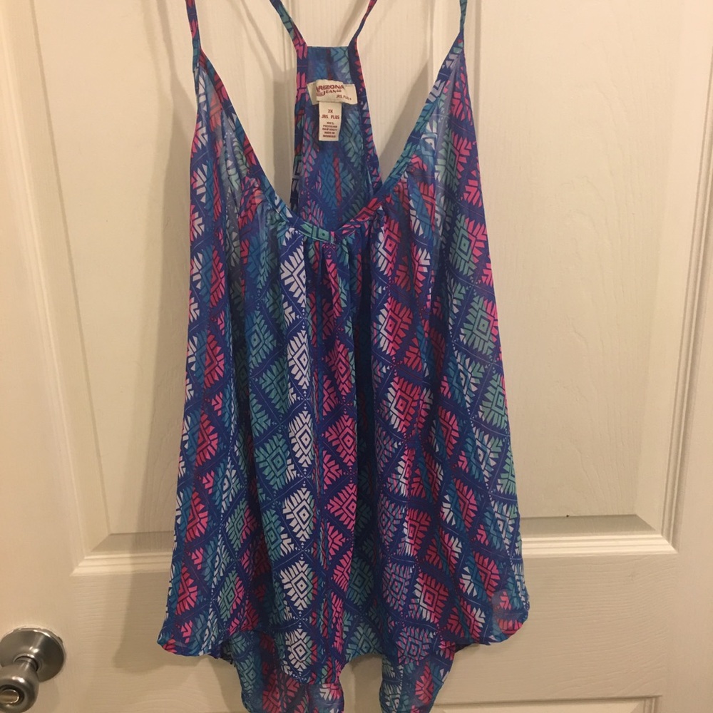 New never worn Cute flowy summer shirt